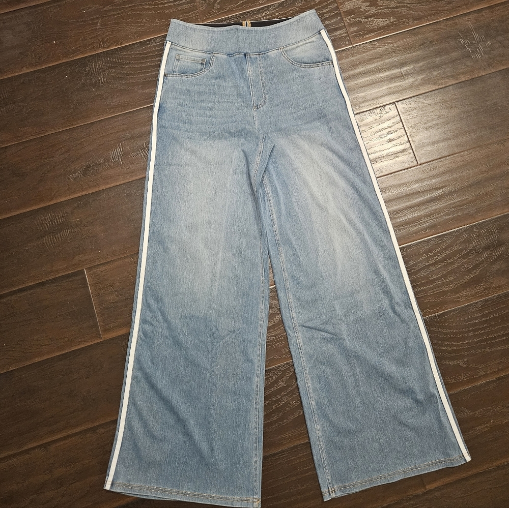 Brand New HALARA Light Blue Wide Leg Jeans with White Stripes Medium - Picture 7 of 10